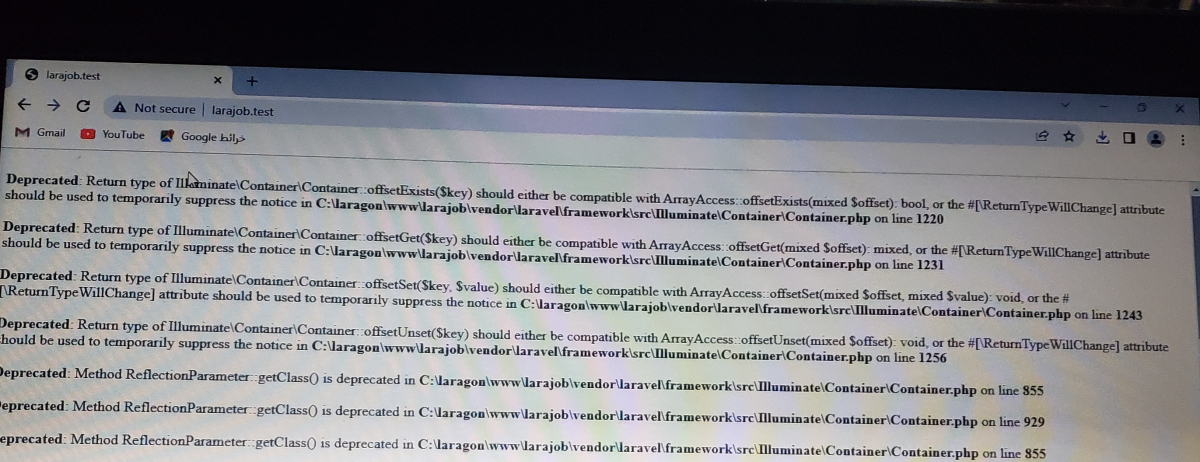هنالك مشاكل اصادفها عند محاولة فتح مشروع Laravel